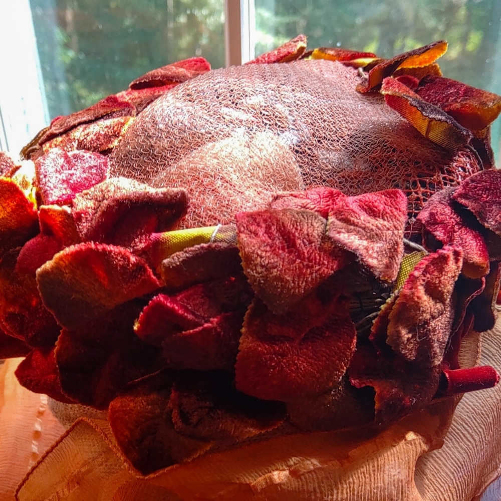 VINTAGE  AUTUMN MAROON ORANGE BURGUNDY FASCINATOR HAT